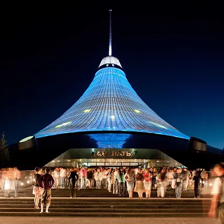 Apartments On Khan Shatyr Nur-Sultan  Exterior photo