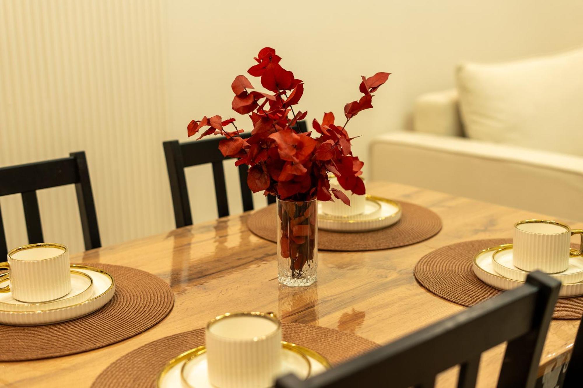 Apartment On Khan Shatyr *