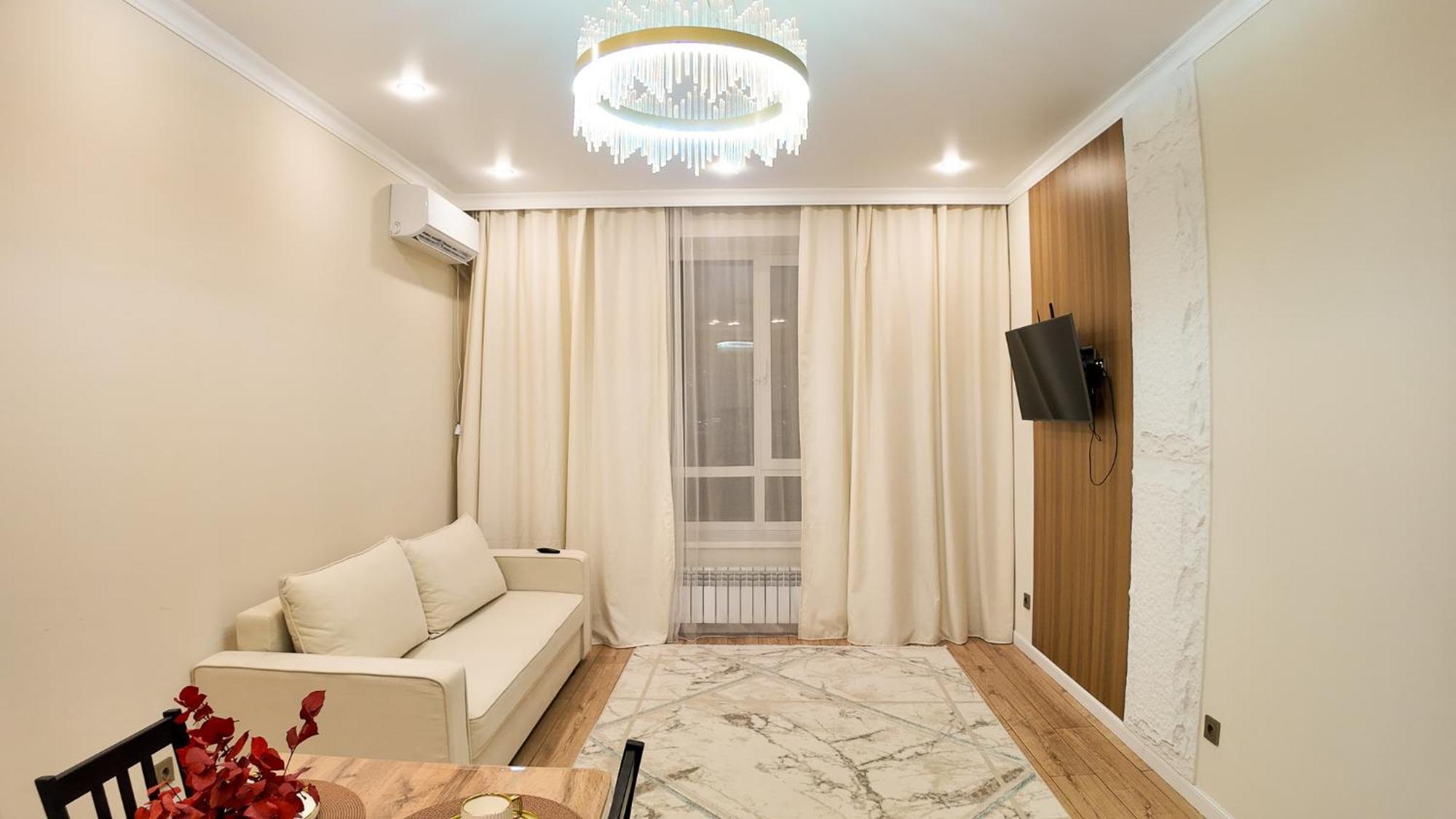 Apartment On Khan Shatyr *